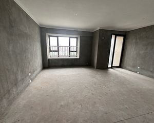 上城印象3室2厅2卫南朝向169.0万元/套出售