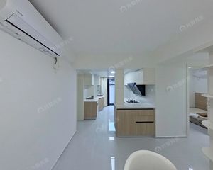 鼓楼东大街精装三居 东南朝向首层住宅