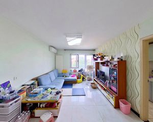 后沙峪·满庭芳嘉园·3室·朝小区里 视野好