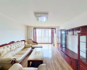 新上 店长力荐 低密洋房 紧邻地铁公园 南北通透落地窗 急售