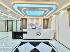 湘江边 万达广场 全新装修 拎包办公