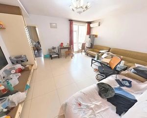 裕龙四区三居室出售,价格好谈