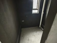 大渡口区 佳兆业滨江四季一期A区 三房 79万