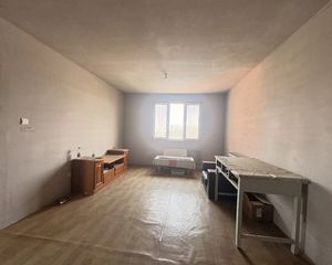 毛坯两室 龙潭公园大社区电梯房通透两室单价5100