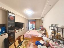 光新·石泉五村一楼带天井,精装修,可拎包入住,出行方便诚意卖