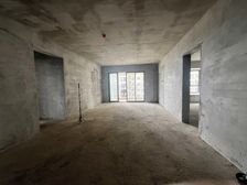 建工城 4房2厅58万