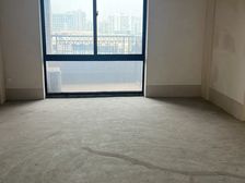 中间楼层采光好 商业配套成熟 医疗配套成熟 商品住宅 临地铁