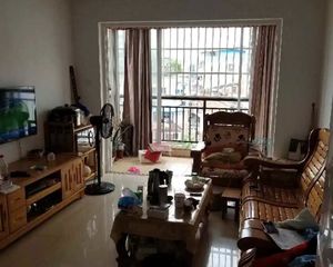 香堤雅院 3房2厅60万