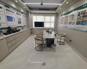 现代国际1房1厅98.00万