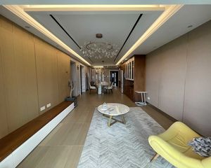荣和大地一组团 3房2厅190万