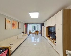 【环境好小区】南北通透三居室双卫全新婚房装修,价位能大谈