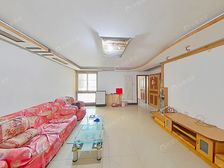 低楼层户型好,南北朝向。
