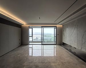 万科朗拾4室2厅2卫南朝向700.0万元/套出售
