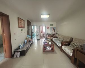 裕龙四区大两居室出售,价格好谈