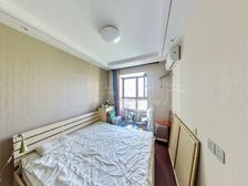 交易有保单,买房不收钱,店长力荐,公园懿府必卖好房,看房方便