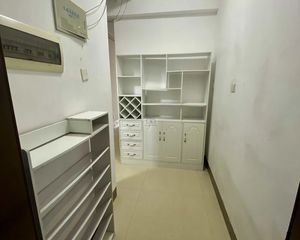 雍华庭 3房2厅85万