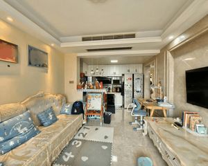 石碶 锦源里 商品房 三室两厅 精装修可拎包入住