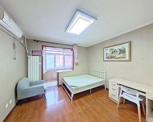 金顶街一区3室1厅南北