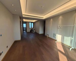 万象华府二期4室2厅2卫南朝向480.0万元/套出售