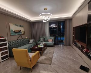 金隅大成郡三期4室2厅2卫南朝向428.0万元/套出售