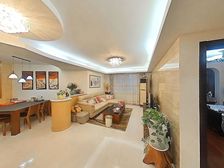 徐汇万体馆,精装修,楼层好,全明大三房,五轨交汇,