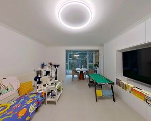 依山傍水 地铁旁润千秋1层三居,2021年精装修,有车位仓储