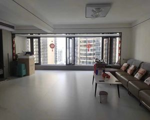 天健城天境二期 4房2厅159万