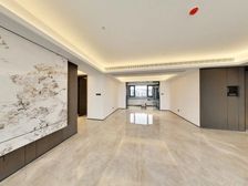 中式江景大宅,高楼层采光好,全新未入住,四面铝板