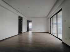 两江新区 万科森林公园林涧 三房 105万