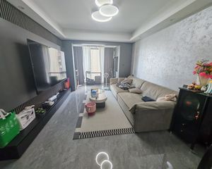 未来道3室2厅1卫南朝向252.0万元/套出售