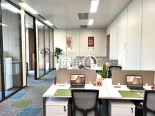 重庆江北嘴地标国金中心 精装带办公家具 拎包入住