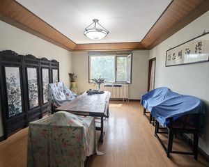 人济庄园4室2厅精装修
