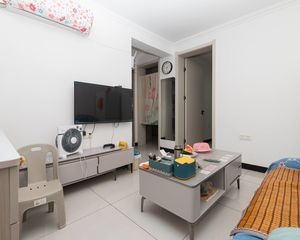 南北通透 华侨新村 2室1厅 精装修