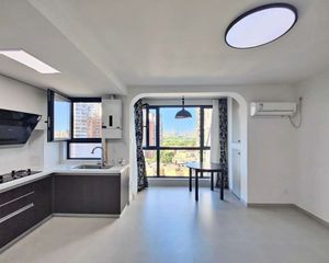 太阳宫万方景轩高层精装两居 诚意出售