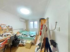 电梯中的廉价品+轨交的优质品+房东的诚信品