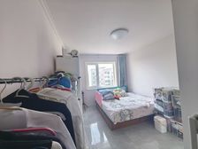 港馨西区三居室出售,价格好谈