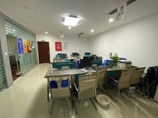 CBD千玺广场 143平带家具 地标建筑 业主直租