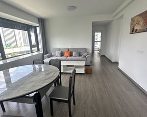 宝龙雅戈尔江汇城3室2厅2卫南朝向210.0万元/套出售