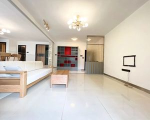 华景新城沁馥佳苑 4 房 152.47 方 素质住户
