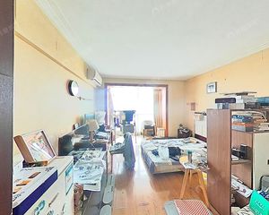 晶都国际西南向开间 满五 临近地铁和坝河公园 诚意卖可聊