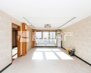 南北通透都会华庭3室2厅精装修