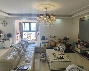 盛世东方4室2厅2卫南朝向268.0万元/套出售