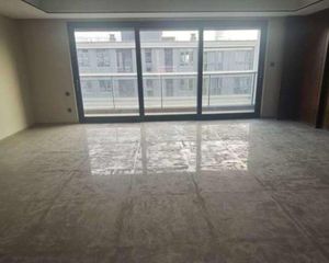 绿城·春熙潮鸣2室2厅3卫南朝向690.0万元/套出售