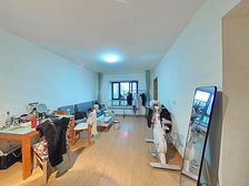 次新房 近地铁8号线 通透精装三居室 满五 采光好