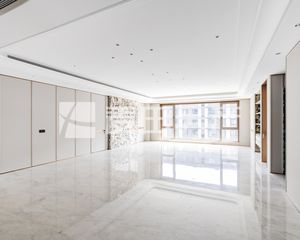 南北通透中建宸园4室2厅精装修