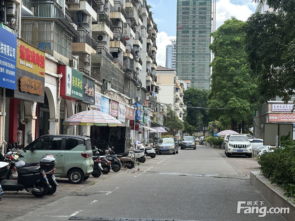 小区相关图