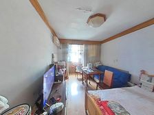 小陆家嘴 潍坊三村 ,南北两房,位置安静,中间楼层,诚意出售