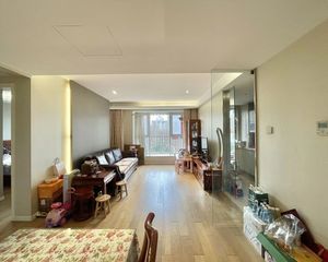 新上澜石小区 东南向精装两居 满五住宅视野佳