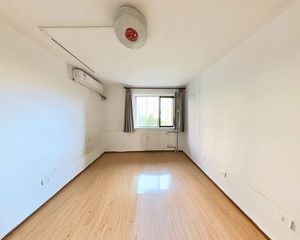 大兴黄村电梯房清源佳园 50.92平1居 南向精装修