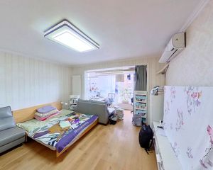 知春路、北航南门、03年小区、公园旁、精装大两居